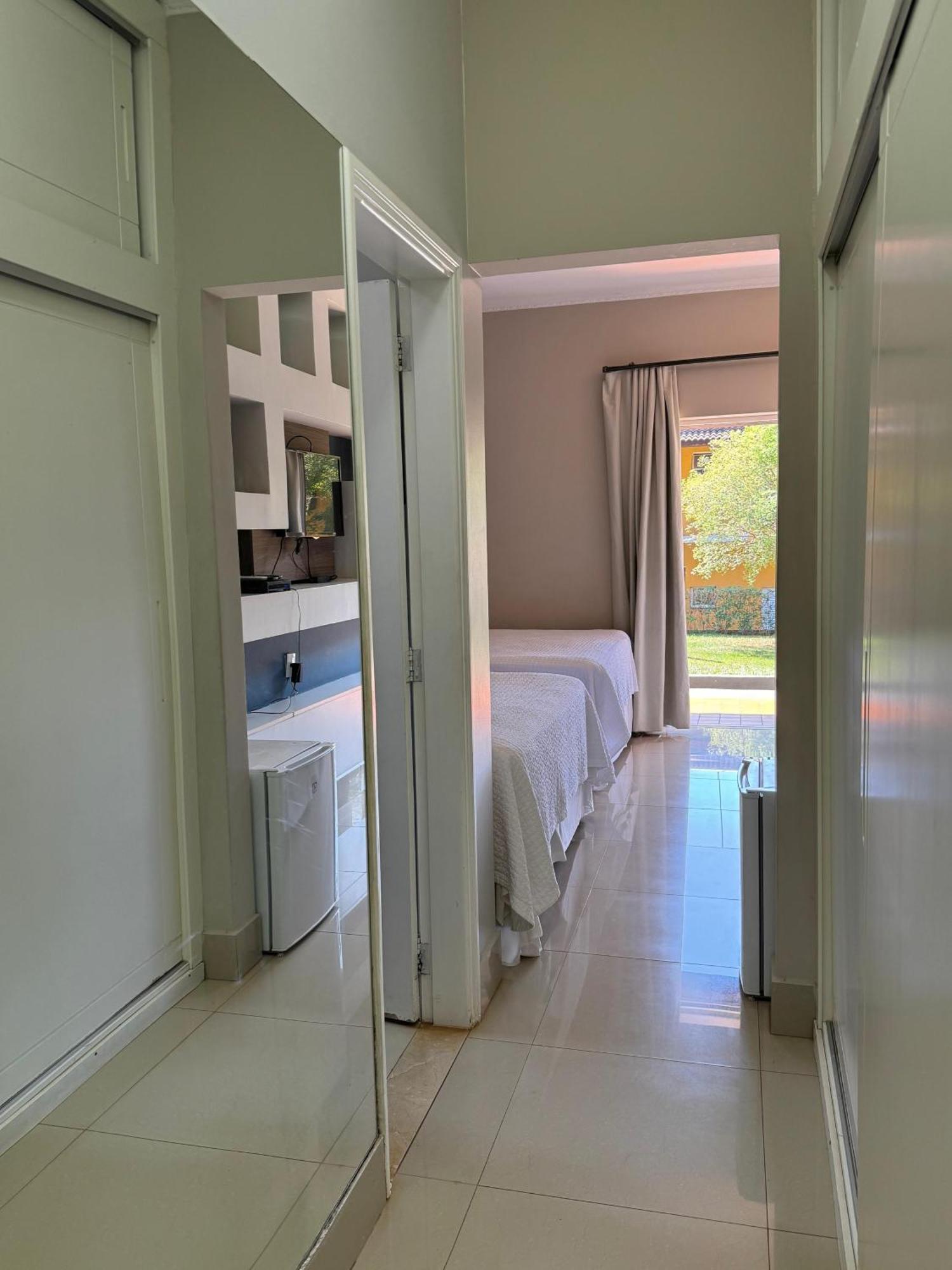 Quarto Família com Vista para o Jardim